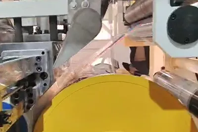 Laminating unit